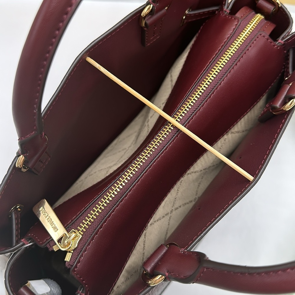 NWT MICHAEL MICHAEL KORS Reed
Large Croc-Embossed Leather Belted
Satchel Oxblood - Picture 15 of 16